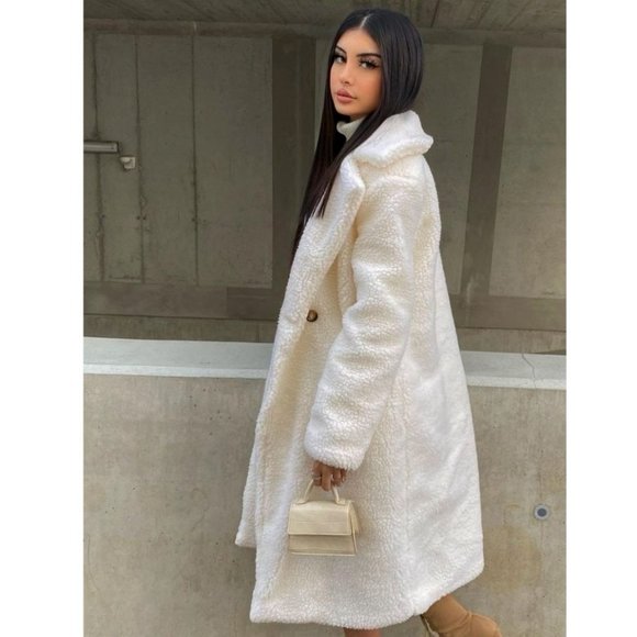 White Long Sleeve Double Breasted Loose Fit Long Maxi Teddy Bear Fur Coat - Picture 15 of 16